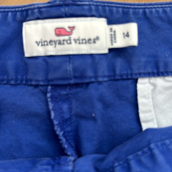 Vineyard Vines ladies size 14 blue shorts - Picture 2 of 5